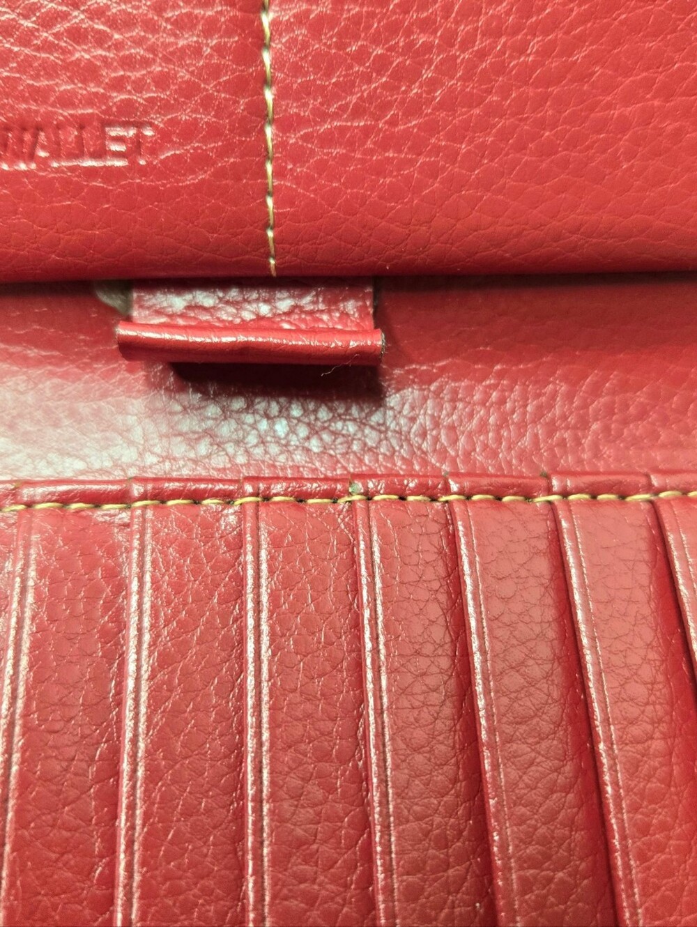 Lavemi Red Leather Wallet. Zip Closure. - Picture 7 of 11